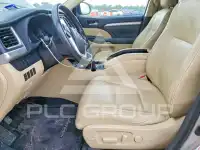 2015 Toyota Highlander photo