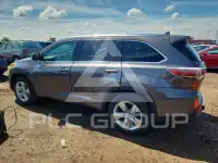 2015 Toyota Highlander photo