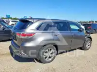 2015 Toyota Highlander photo
