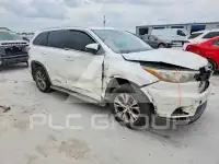2015 Toyota Highlander фото