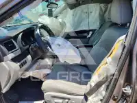 2015 Toyota Highlander фото