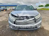 2015 Toyota Highlander photo