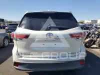 2015 Toyota Highlander photo
