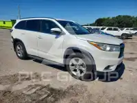 2015 Toyota Highlander photo