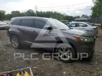 2015 Toyota Highlander photo