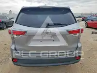 2015 Toyota Highlander photo