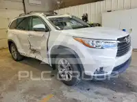 2015 Toyota Highlander фото