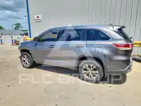 2015 Toyota Highlander photo
