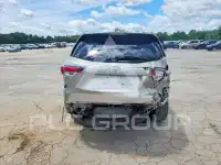 2015 Toyota Highlander photo