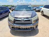 2015 Toyota Highlander фото