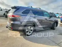 2015 Toyota Highlander photo