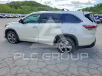 2015 Toyota Highlander фото