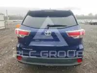 2015 Toyota Highlander photo