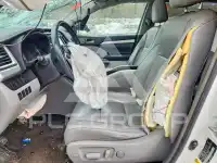 2015 Toyota Highlander photo