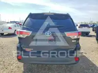 2015 Toyota Highlander photo