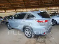 2015 Toyota Highlander photo