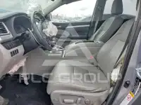 2015 Toyota Highlander фото