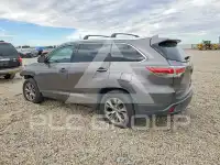 2015 Toyota Highlander photo
