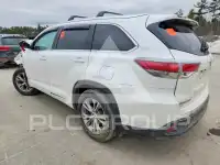 2015 Toyota Highlander photo