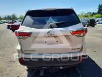 2015 Toyota Highlander фото