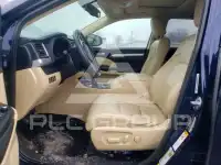 2015 Toyota Highlander photo