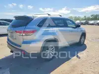 2015 Toyota Highlander фото