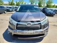 2015 Toyota Highlander фото