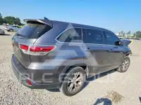 2015 Toyota Highlander photo