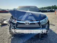 2015 Toyota Highlander photo