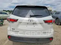 2015 Toyota Highlander photo
