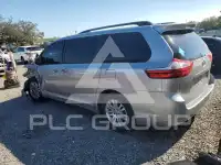 2015 Toyota SIENNA photo