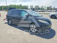 2015 Toyota SIENNA фото