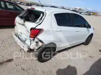 2015 Toyota YARIS фото