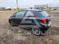 2015 Toyota YARIS фото
