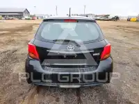 2015 Toyota YARIS фото