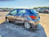 2015 Toyota YARIS фото