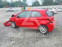 2015 Toyota YARIS фото