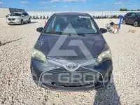 2015 Toyota YARIS фото