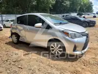 2015 Toyota YARIS фото