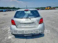 2015 Toyota YARIS фото