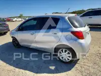 2015 Toyota YARIS фото