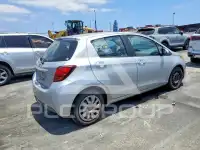 2015 Toyota YARIS фото