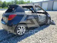 2015 Toyota YARIS фото