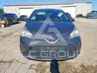 2015 Toyota YARIS фото