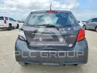 2015 Toyota YARIS фото