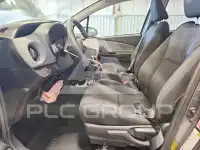 2015 Toyota YARIS фото