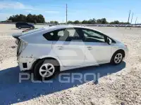 2015 Toyota PRIUS фото