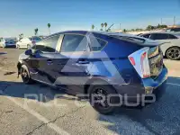 2015 Toyota PRIUS фото