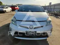 2015 Toyota PRIUS фото