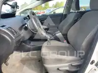 2015 Toyota PRIUS photo